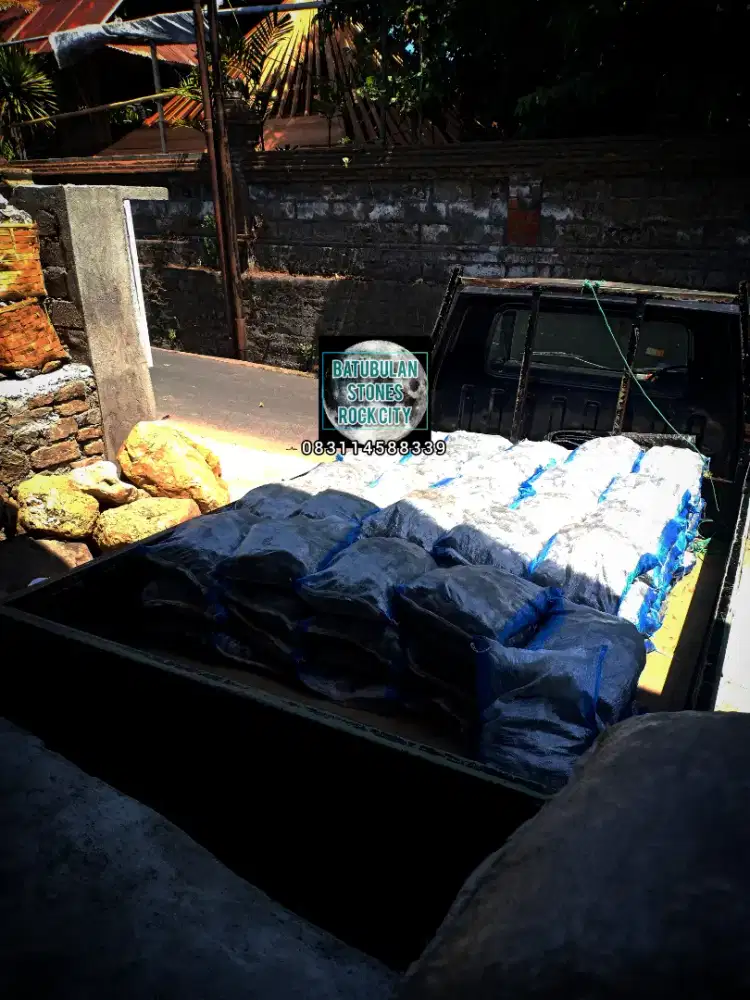 Batu hitam abu taman