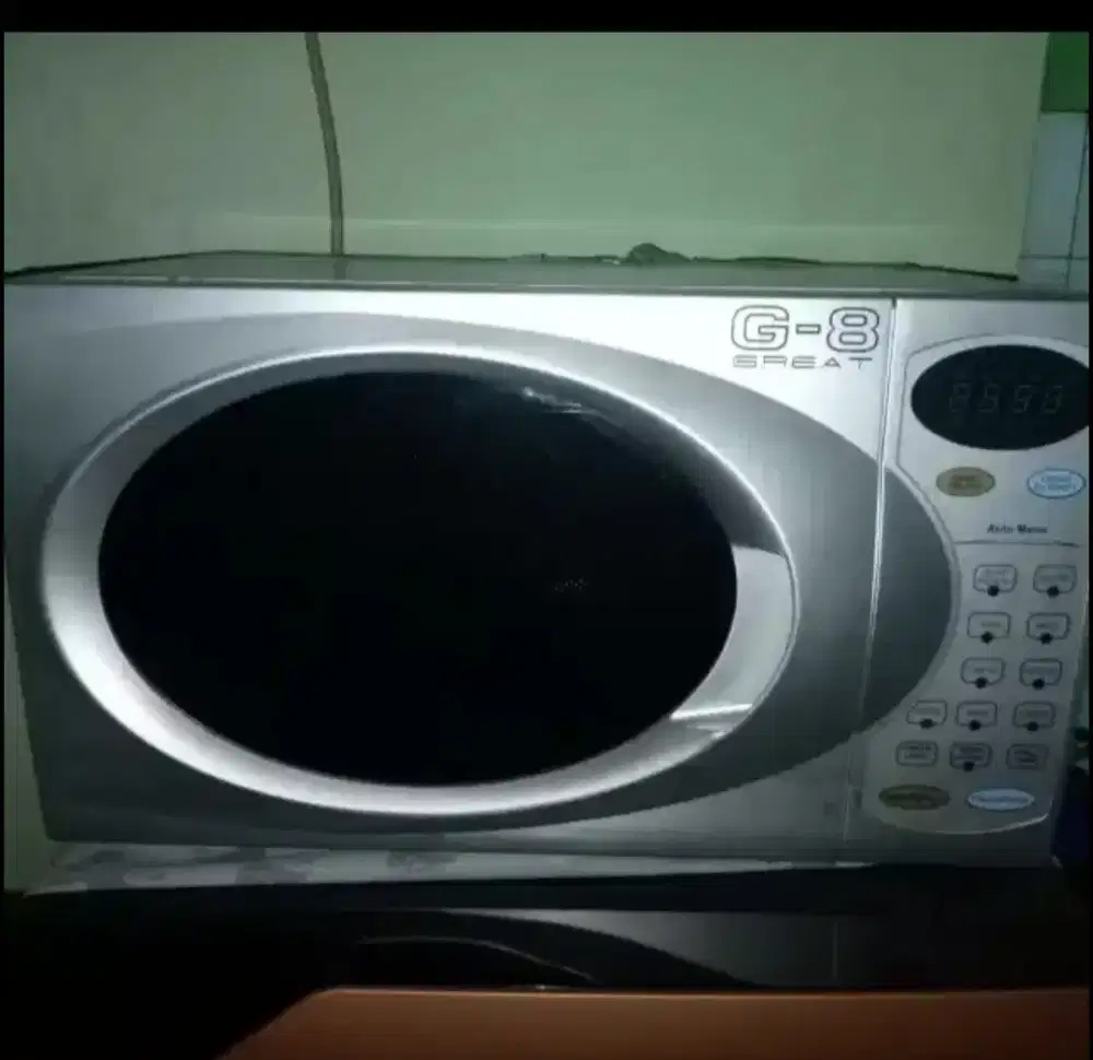 Microwave G-8 kondisi mulus