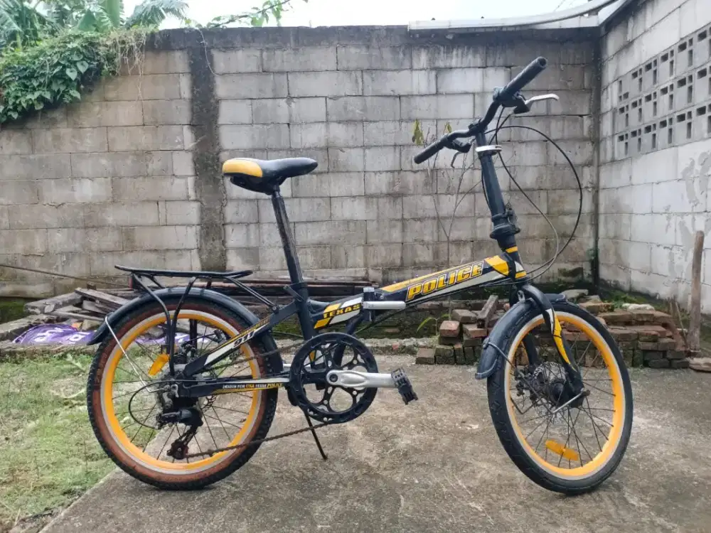 Sepeda lipat Texas police