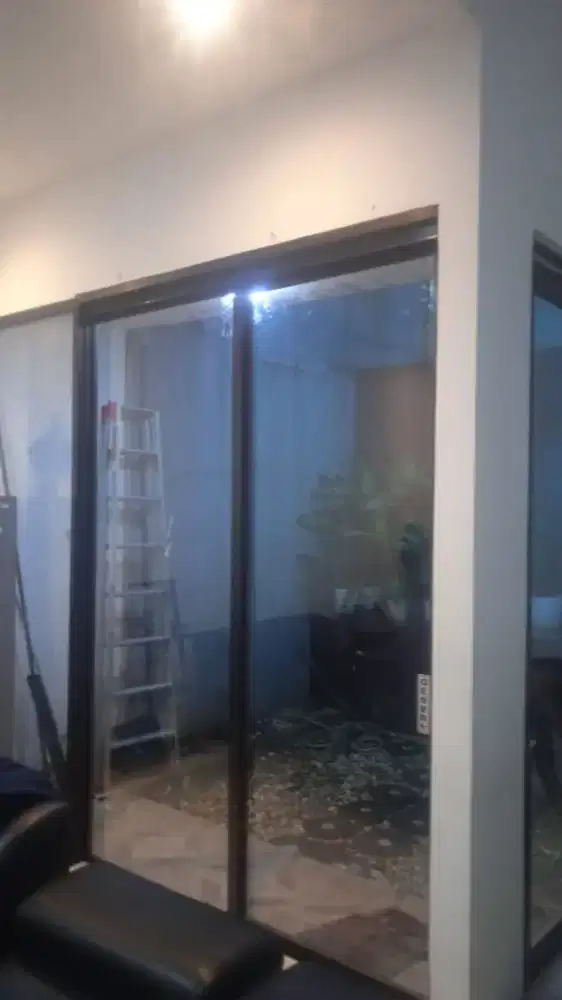 Menerima pasang baru dan service kaca/kusen aluminium Jabodetabek