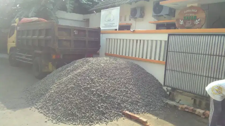 Limestone basecourse batu kali sirdam split makadam pasir urug