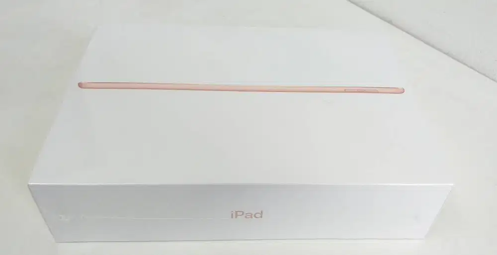 BARU..IPAD 6 ukuran 9.7 128GB Cellular + Wifi Gold New (masih segel)