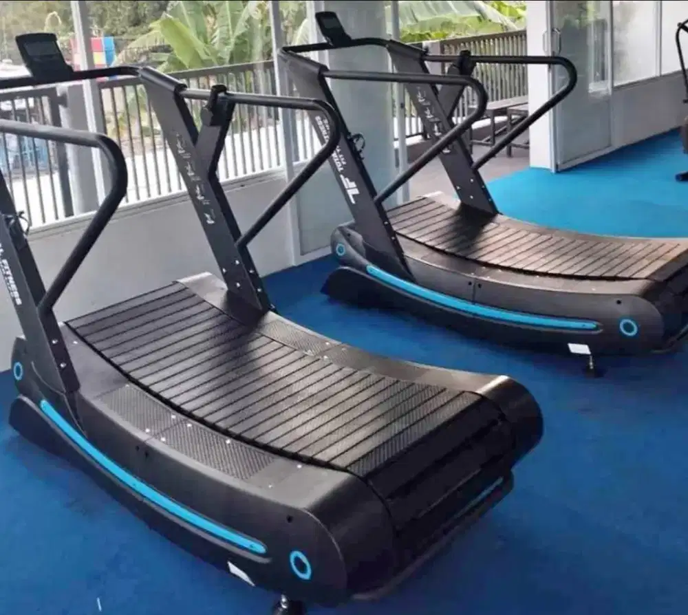 ALAT FITNESS COMERCIAL TREADMILL MANUAL CURVE GYM CENTER