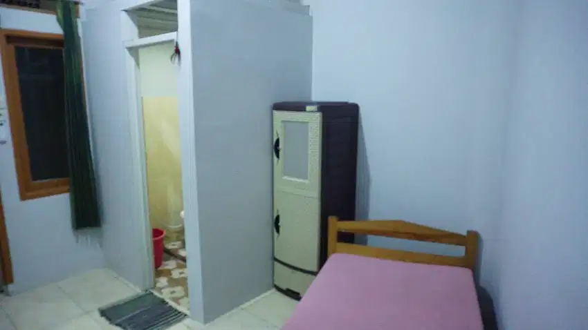 Kost 1 Jutaan di Kembangan Jakarta Barat