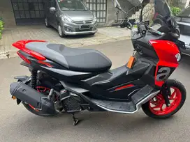 APRILIA SR GT 200 2022 LIKE NEW