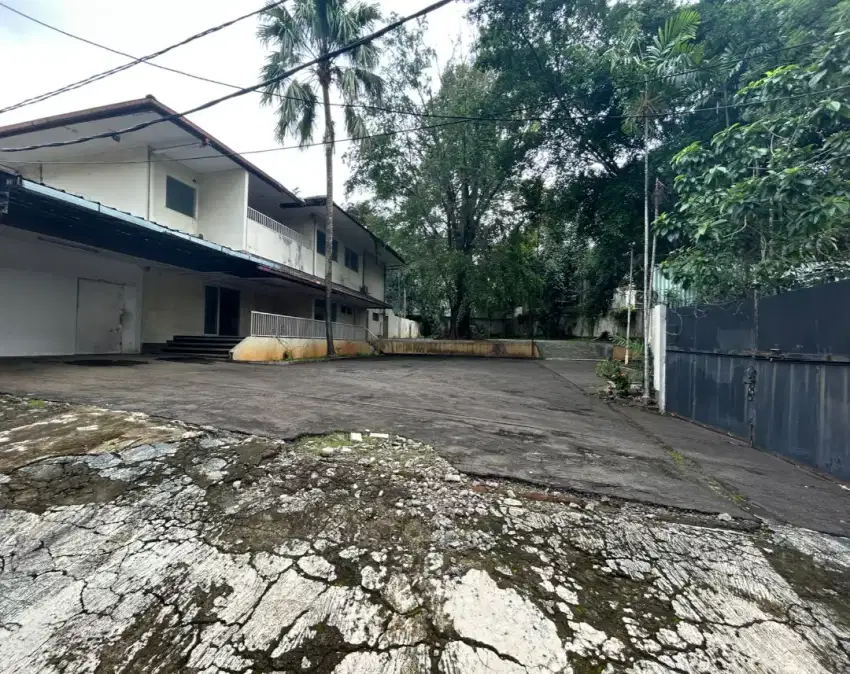 Kavling ada Rumah Lama Cocok untCluster,Kantor Kemang Jakarta Selatan