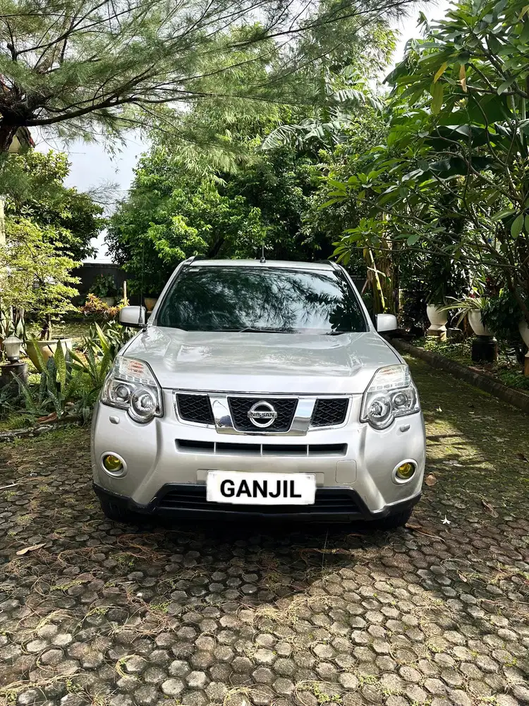 Dijual Xtrail 2.0 (2013) AT Silver Tahun