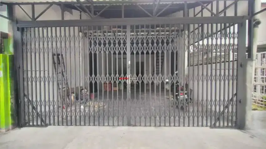 Tukang spesialis service rolling door dan folding gate