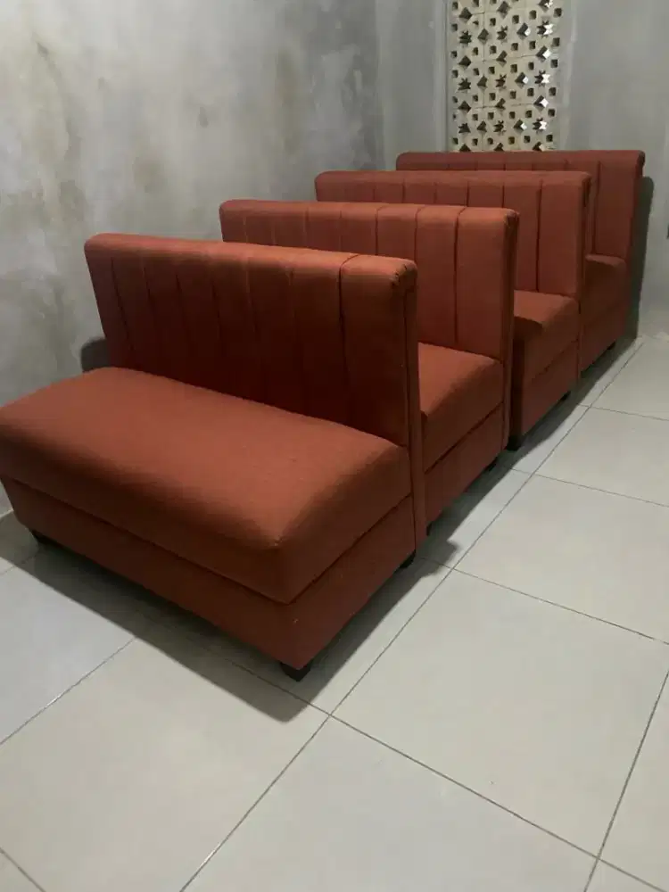 Model sofa resto warna bisa reques