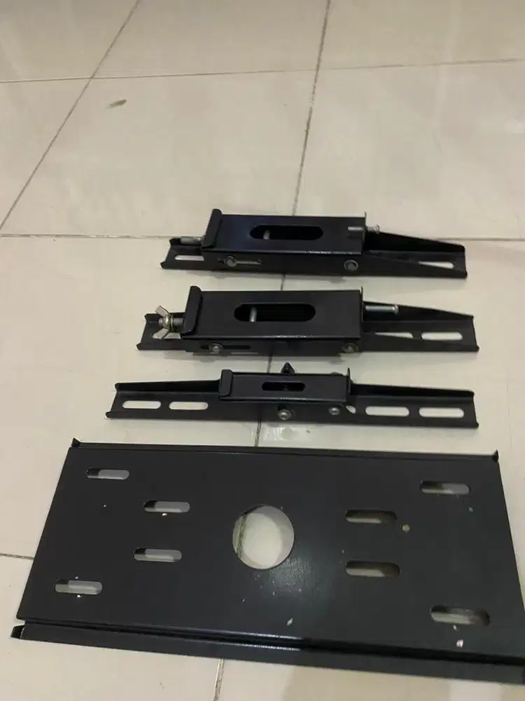 Bracket TV gambar sesuai foto yang didapat