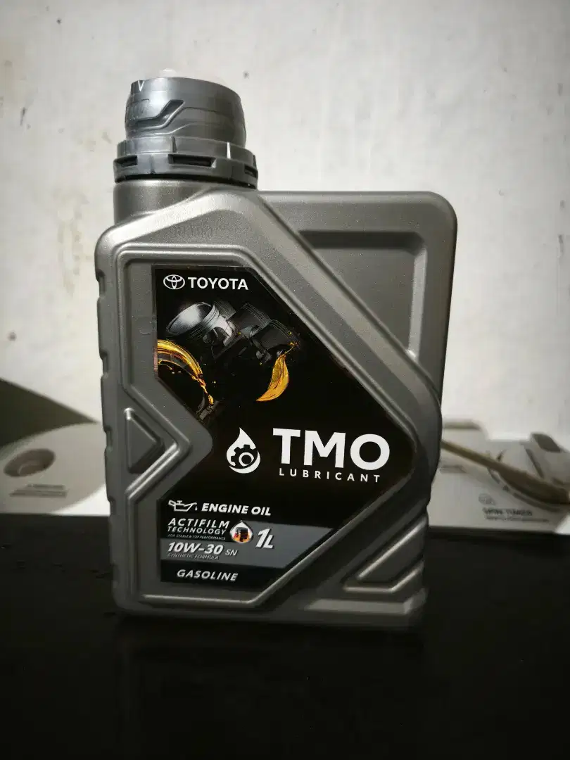 oli TMO 10w-30 segel original 100% toyota langsung dari dealer