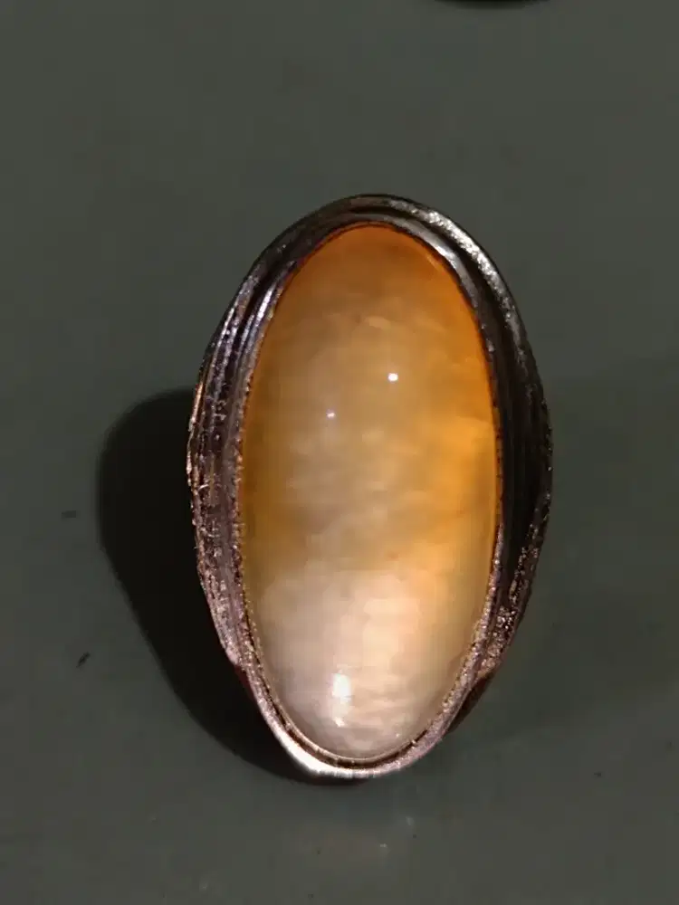 Cincin batu pandan kapas semu