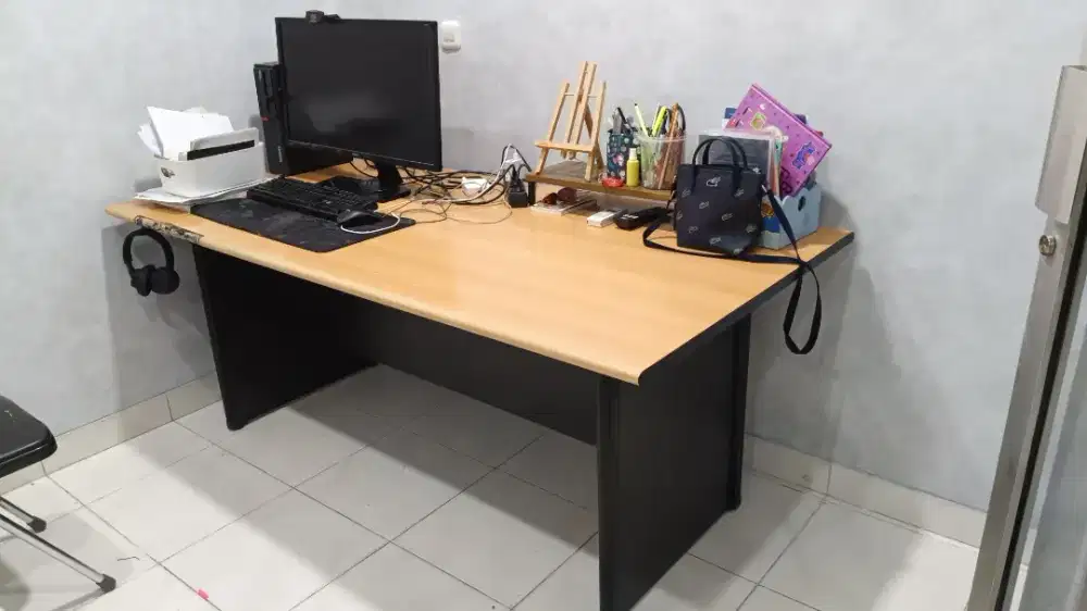 Meja Meeting kantor besar 180x90cm bagus kuat