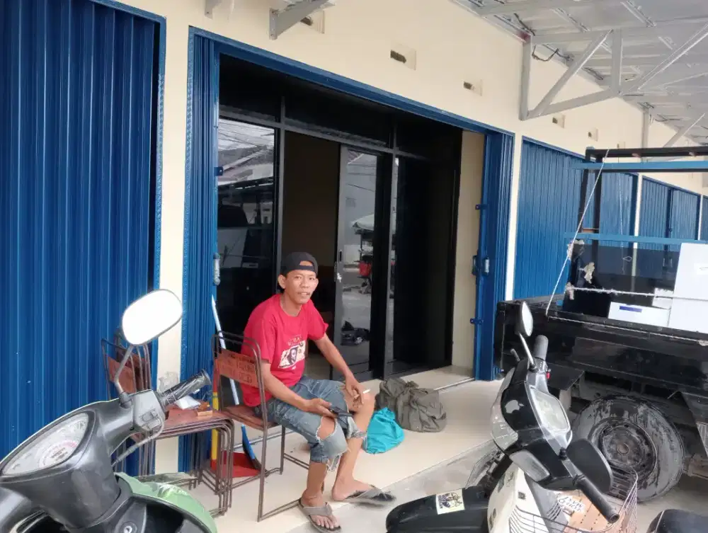 Kusen aluminium kaca minimalis