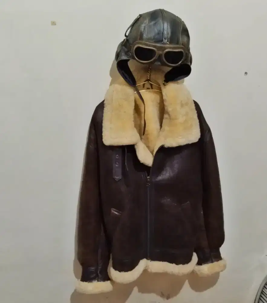 Jaket kulit asli type bomber B3 lawas tas sepatu kulit sepeda antik