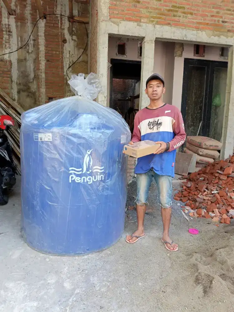 Tandon Air / Toten Air / Tangki Air Penguin Routamold Anti Lumut