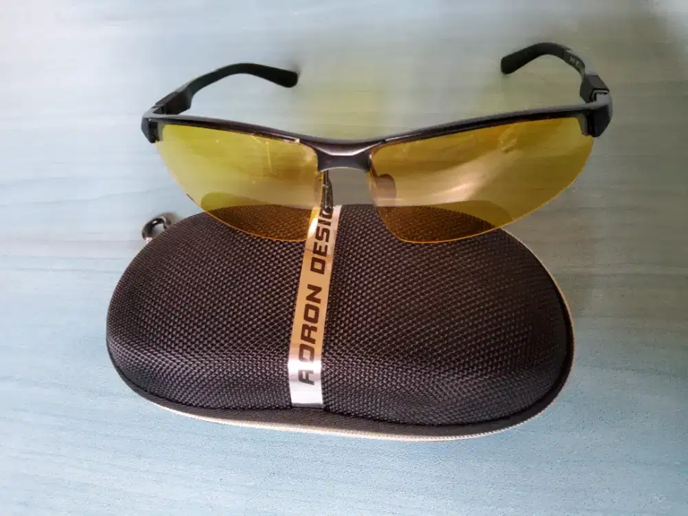 Kaca Mata Aoron Design