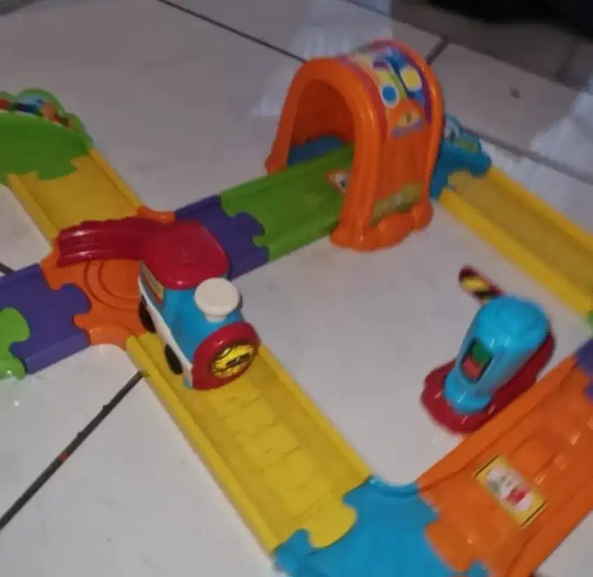 VTECH TUT TUT TRAIN