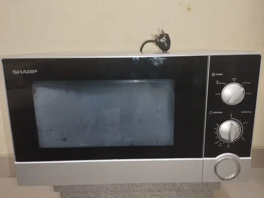 Microwave Sharp 23 ltr Silver