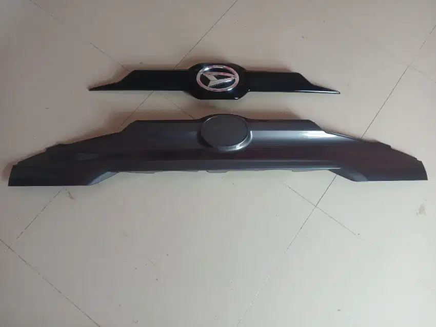 Trunk lid Xenia 2022