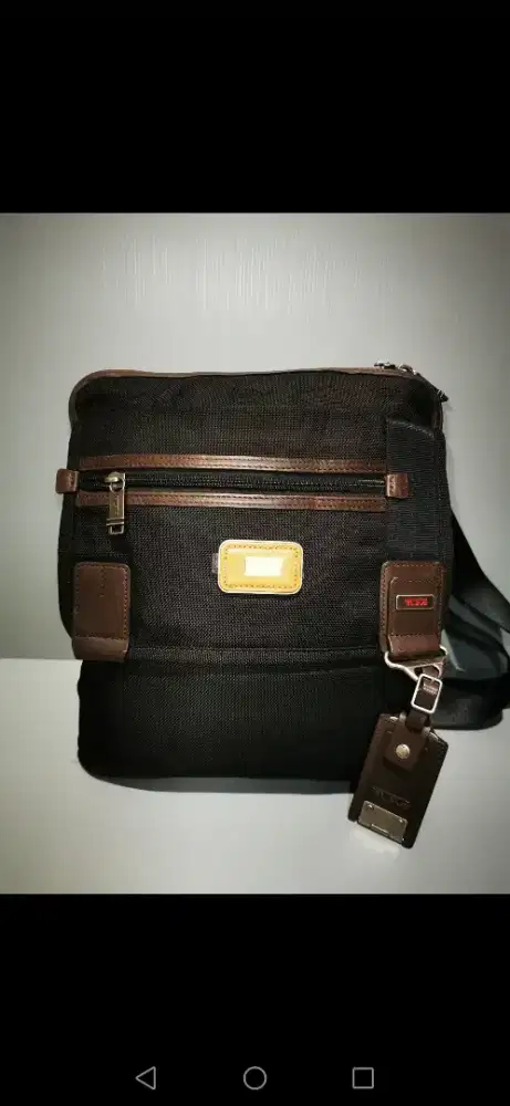 Tumi Alpha Bravo Annapolis Sling Bag Ori