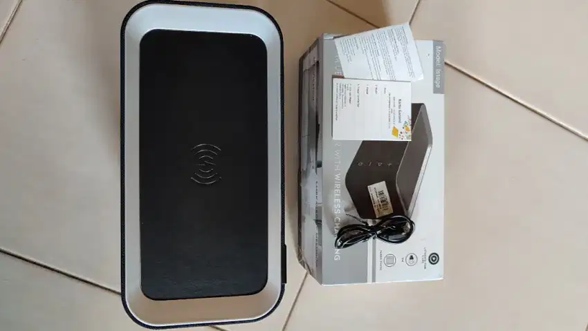 Speaker Bluetooth with wireless charging