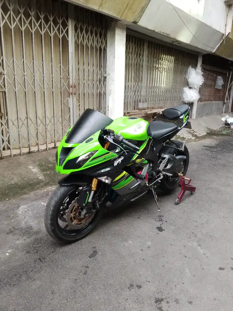 Kawasaki zx636 pmk 2014 hijau