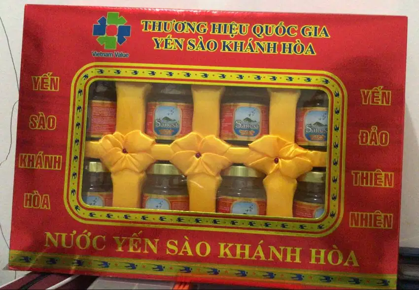 SANEST Concentrated Bird's Nest Drink (Pack of 8 jars x 70ml)