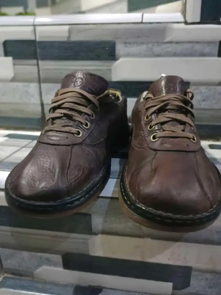 SEPATU DR MARTENS JHON VIETNAM SIZE 43