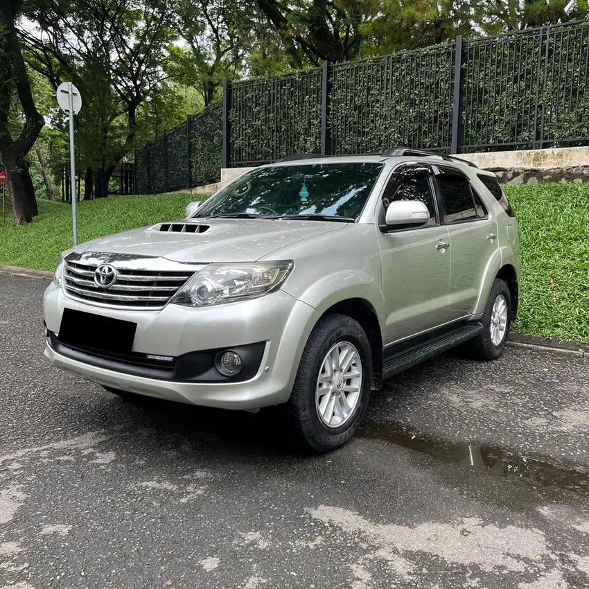 Toyota Fortuner 2.5 G VNT AT