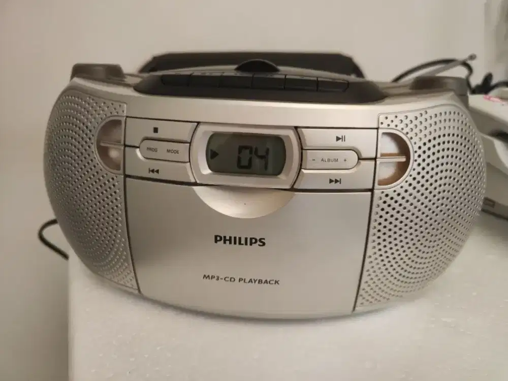 Tape, Tuner, MP3 & CD player Philips