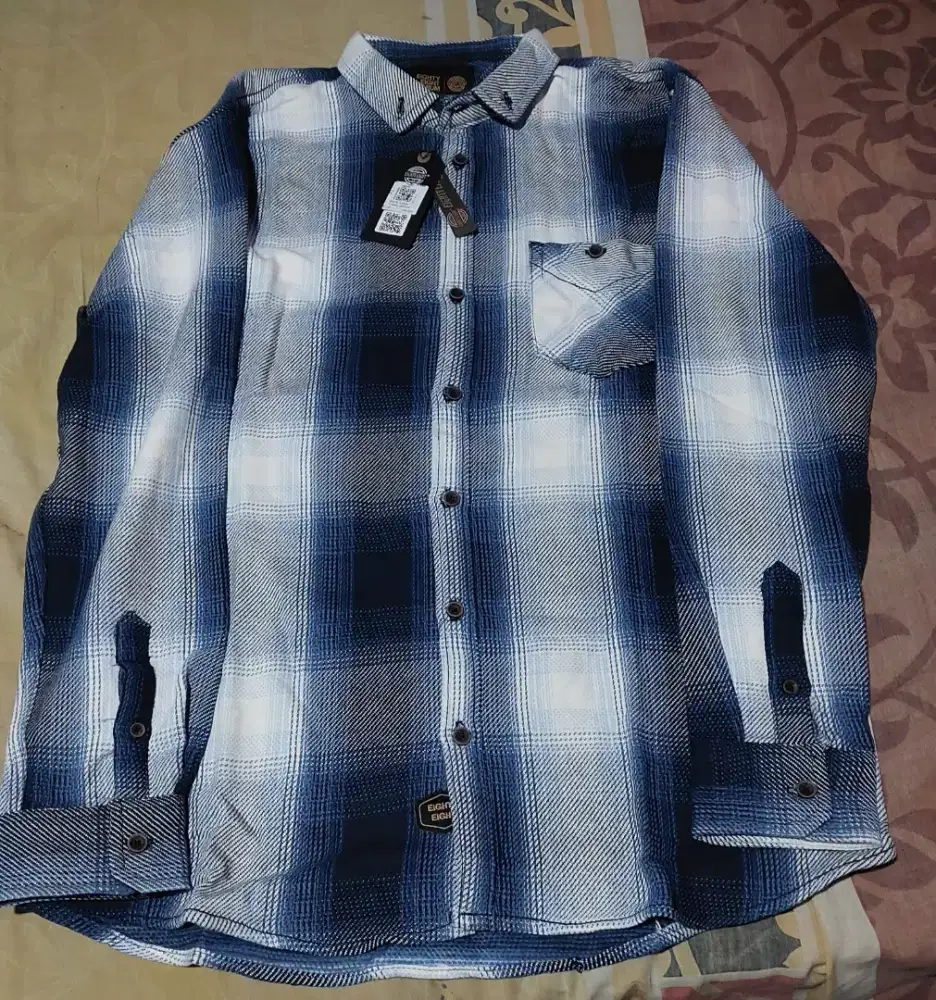 Kemeja Flannel Lengan Panjang