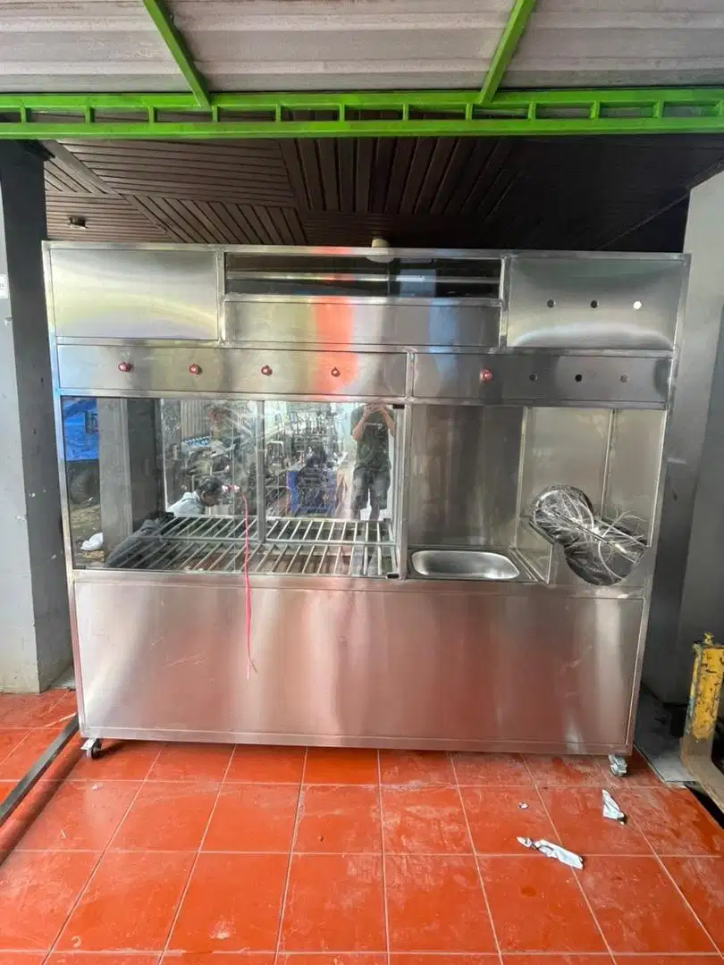 Depot air minum isi ulang