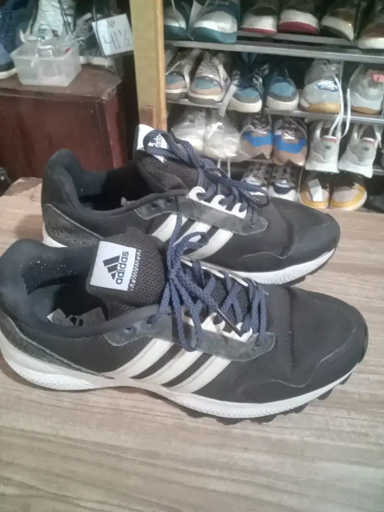 Adidas marathon Tr 16 sz 45,5/29