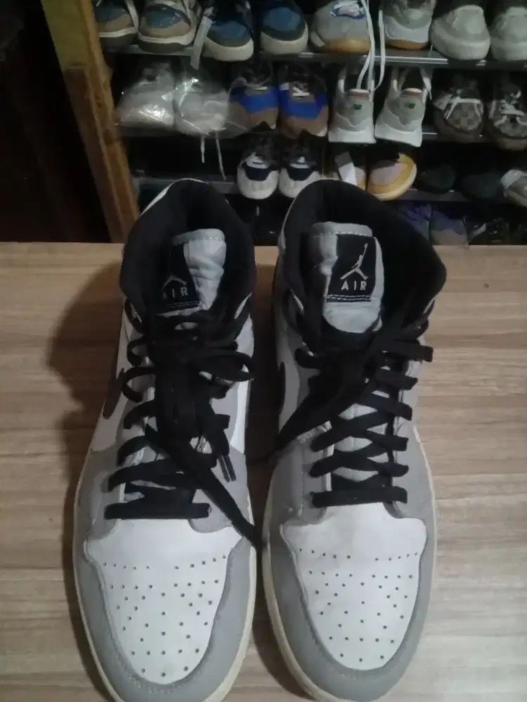 Jordan 1 mid sz 44/28