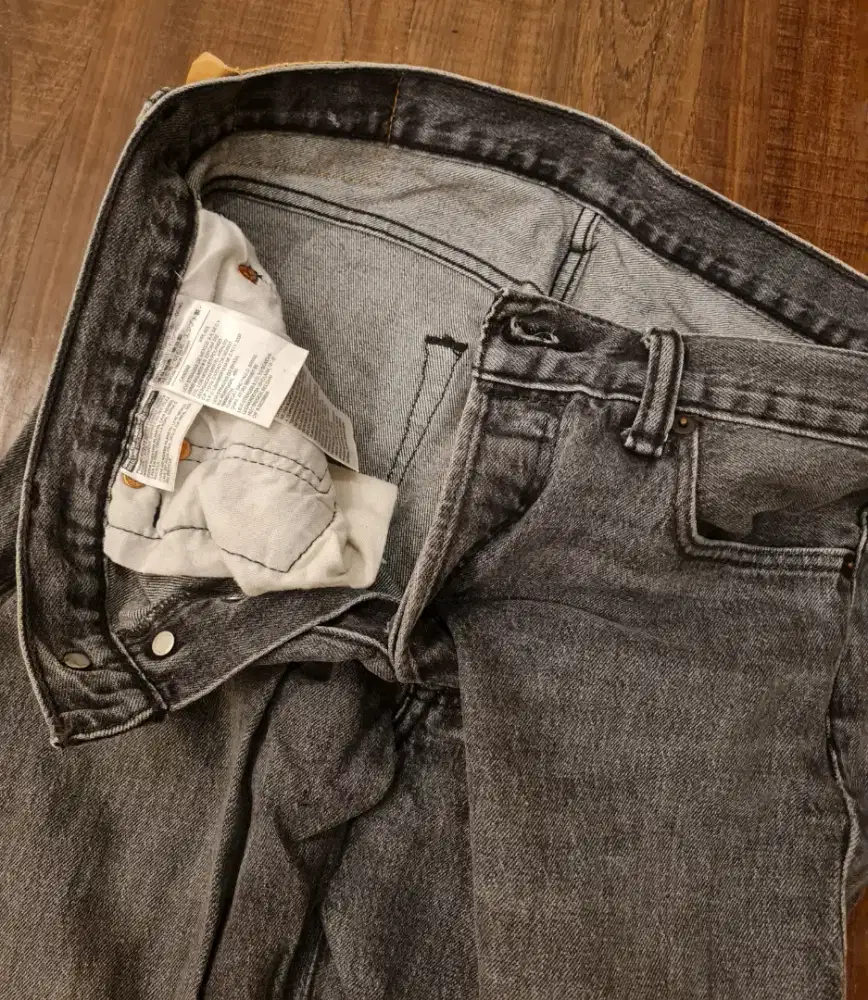 LEVIS 501 original size 33