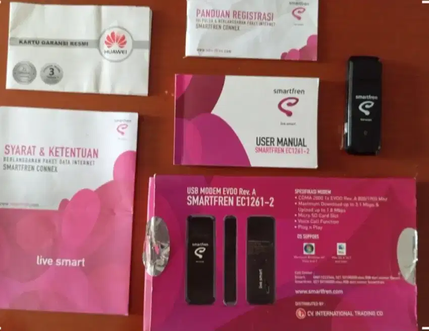 Huawei USB Modem Internet Smartfren EC1261-2 Lengkap