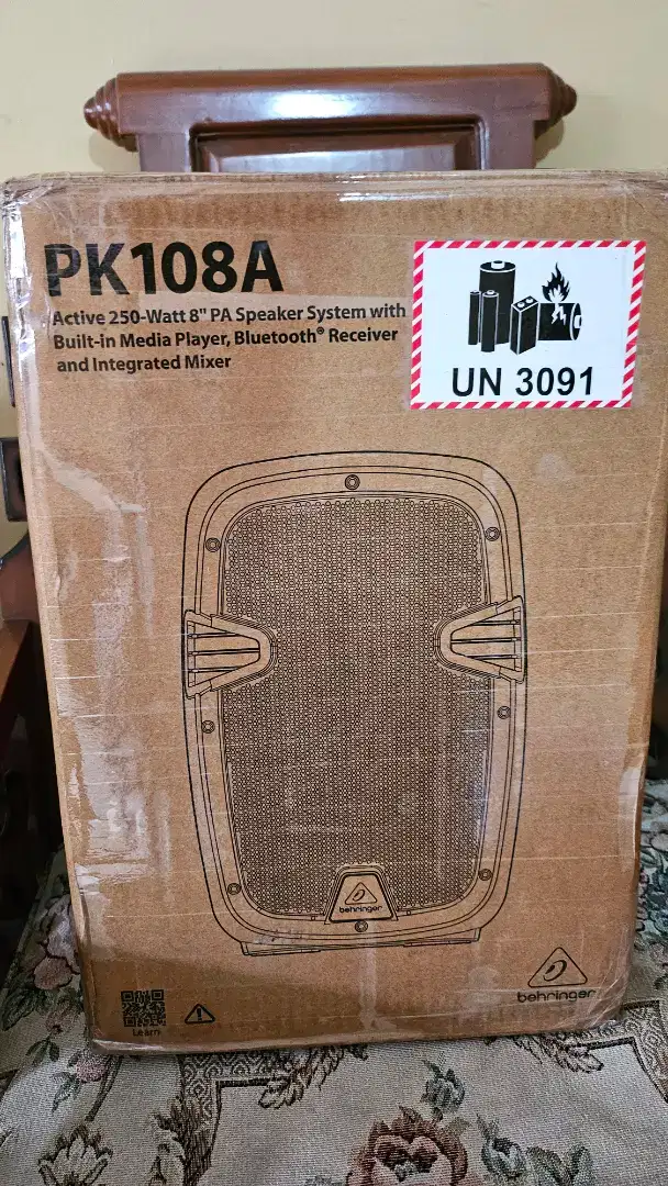Speaker Aktif Behringer PK108A