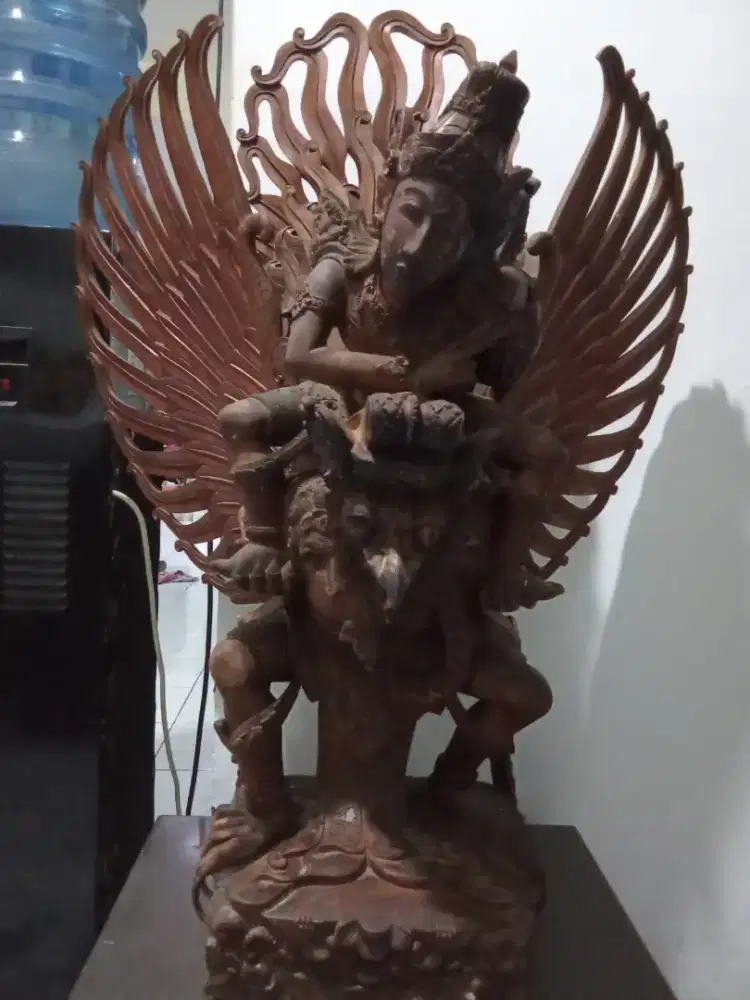 Patung Garuda Wisnu