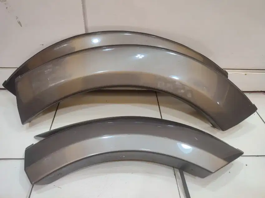 Over Fender Pajero Sport