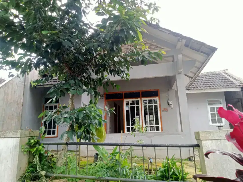 Dijual rumah 200m² Kota Malang dekat exit tol