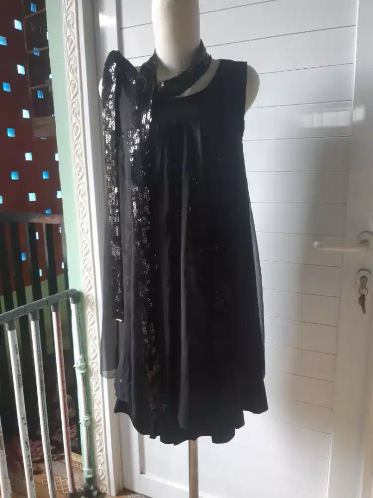Dress pesta sequin mewah preloved tjap karoeng