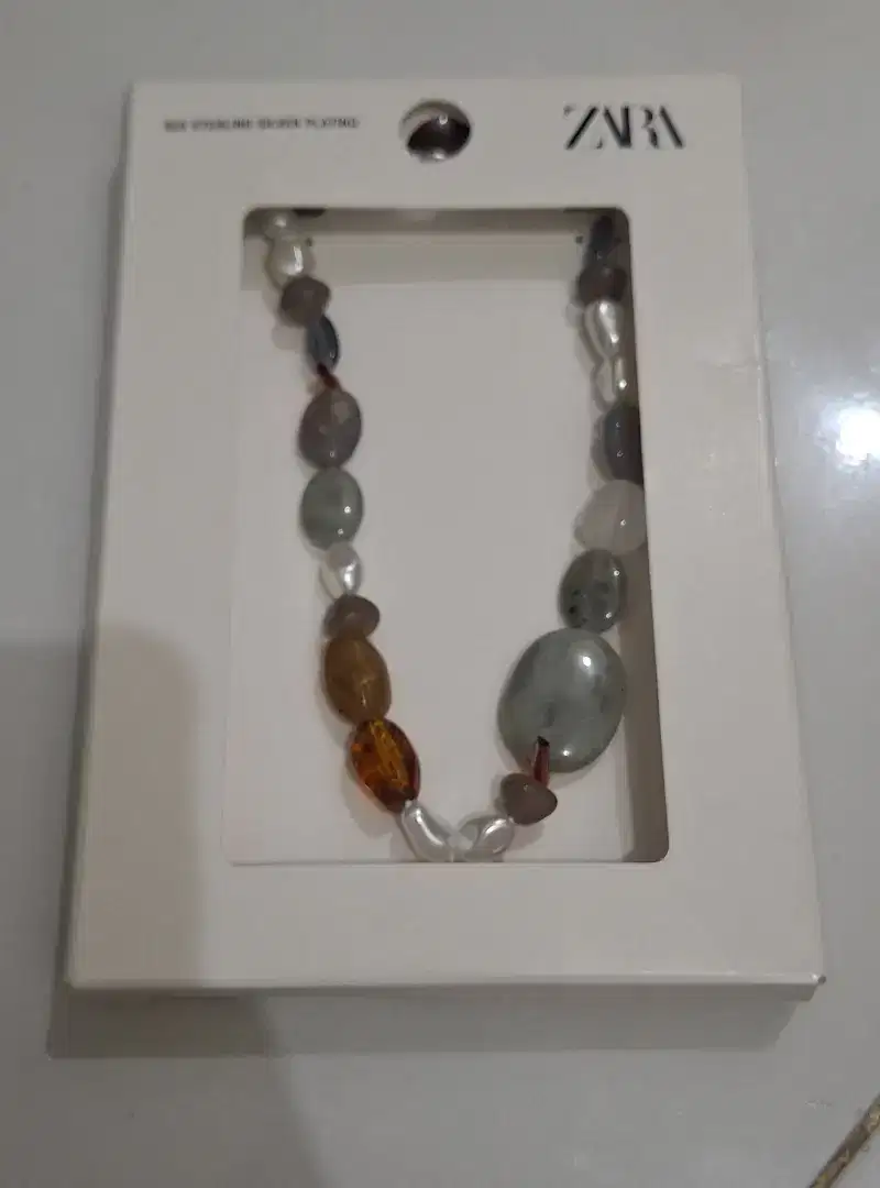 Contrasting Stone Neclace Kalung Zara Original Beli di Zara Jepang New