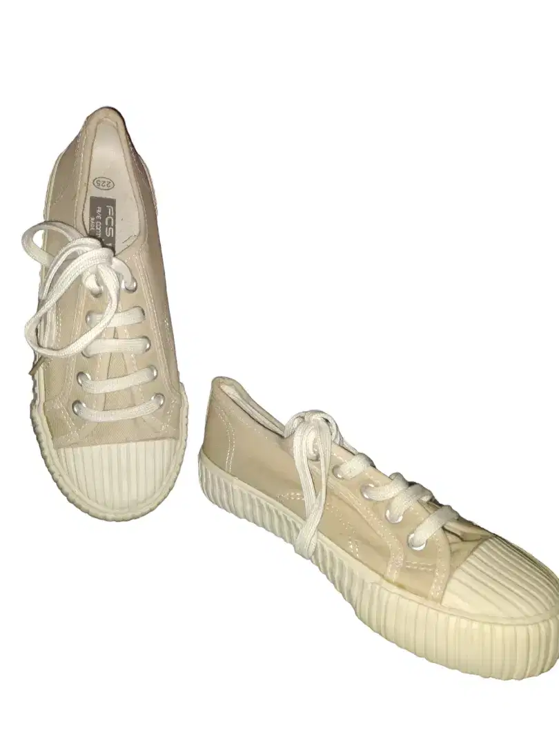 Sepatu import cream SZ klik foto aja