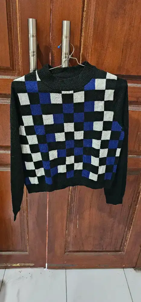 Sewater cewek bekas spt baru