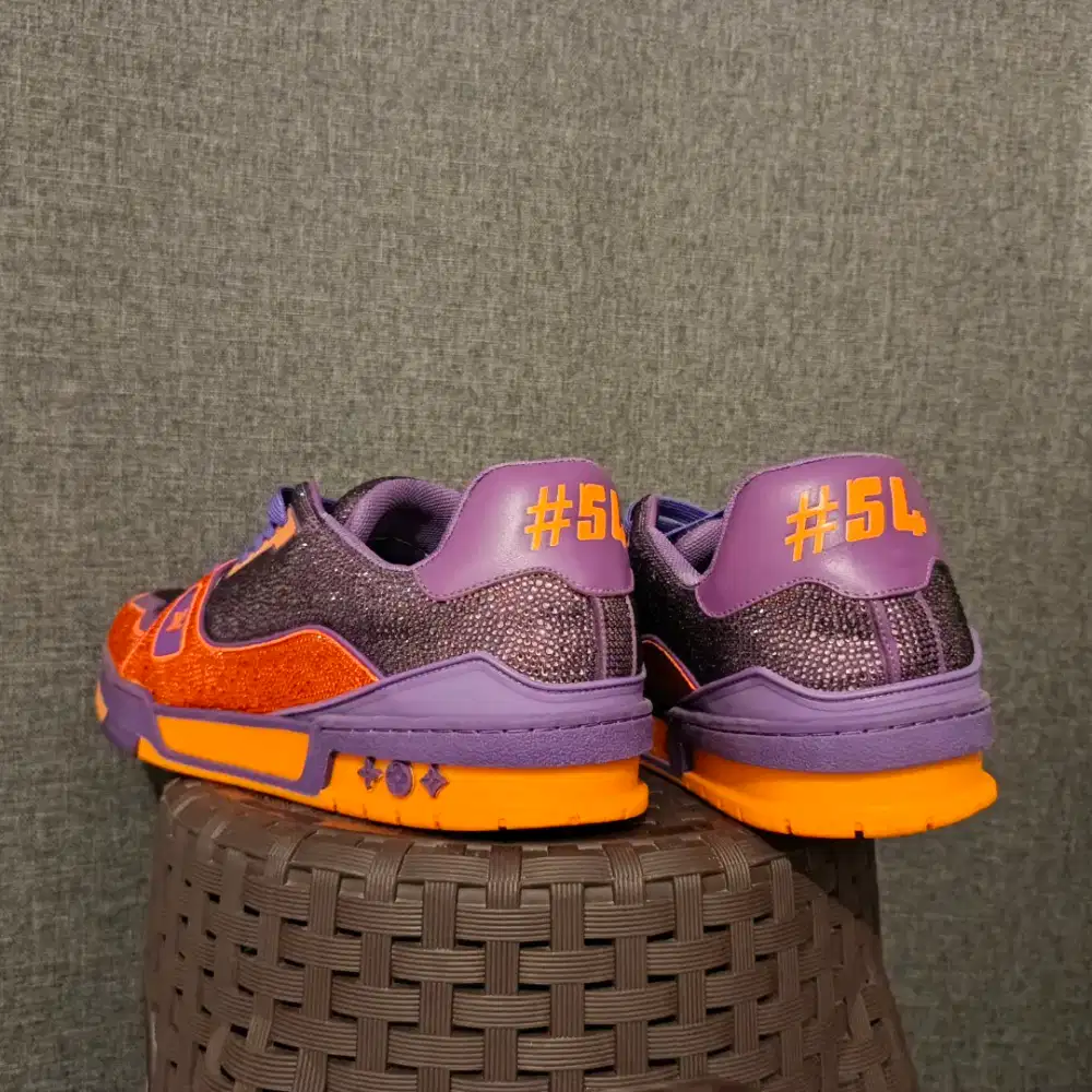 Sepatu Louis Vuitton #54 Trainer LV