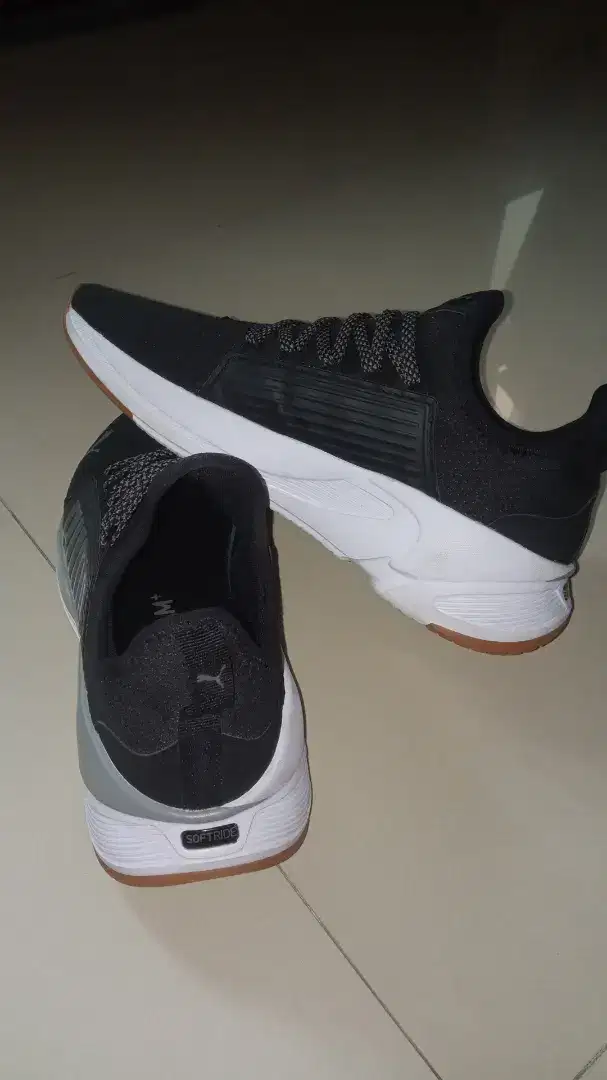Jual sepatu Puma Sofride