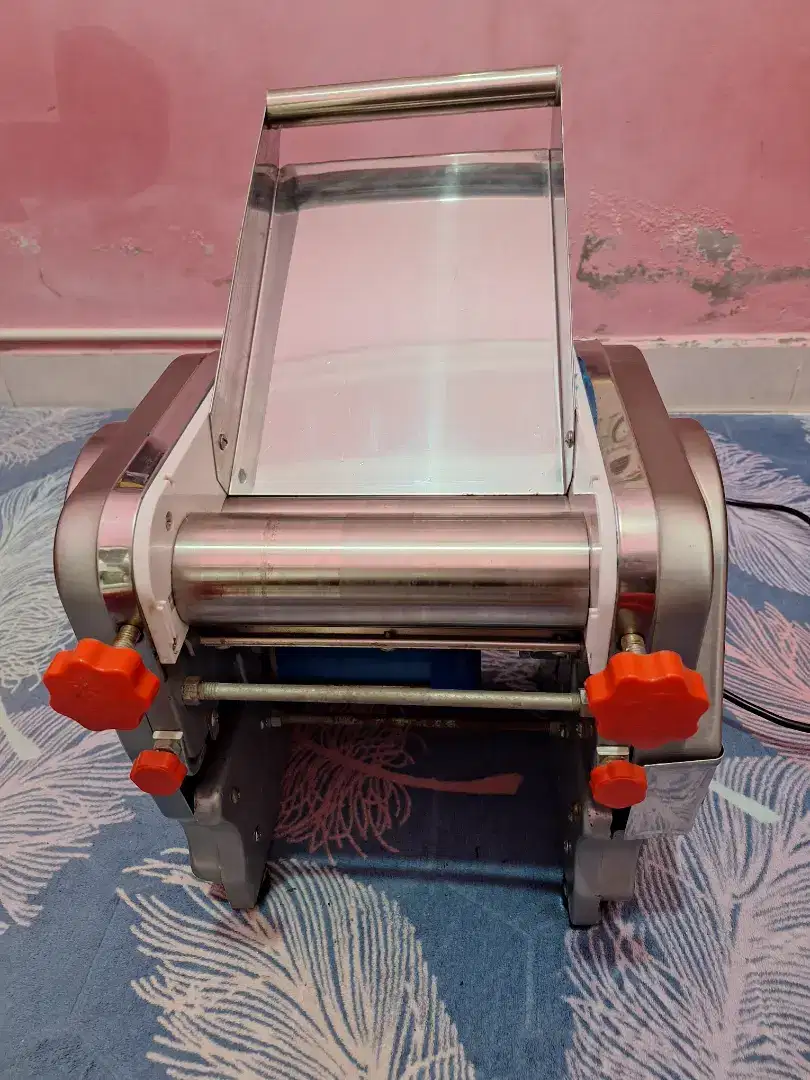 Mesin giling mie fomac