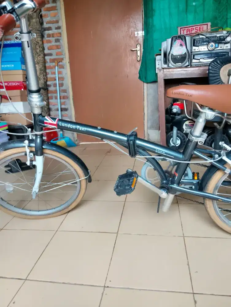 Sepeda London taxi