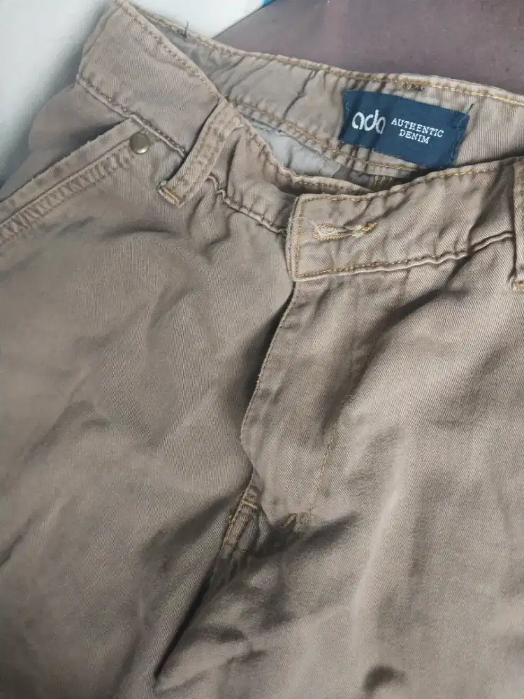 Celana Pendek Chino Pria Coklat